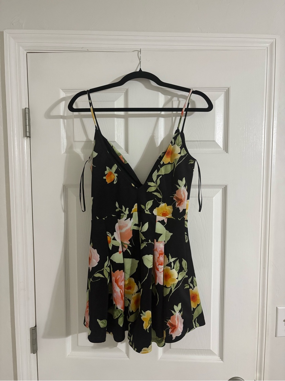 Forever 21 Black Floral V-Neck Romper with Spaghetti Straps